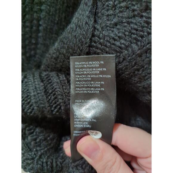 Maeve Anthropologie Black Oversized Cable Knit Sweater NWT - Picture 7 of 7